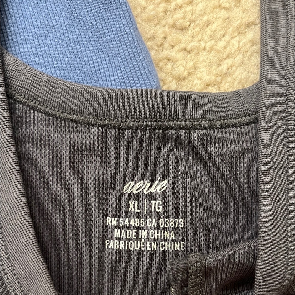 Aerie Tank Tops XL - Picture 3 of 3
